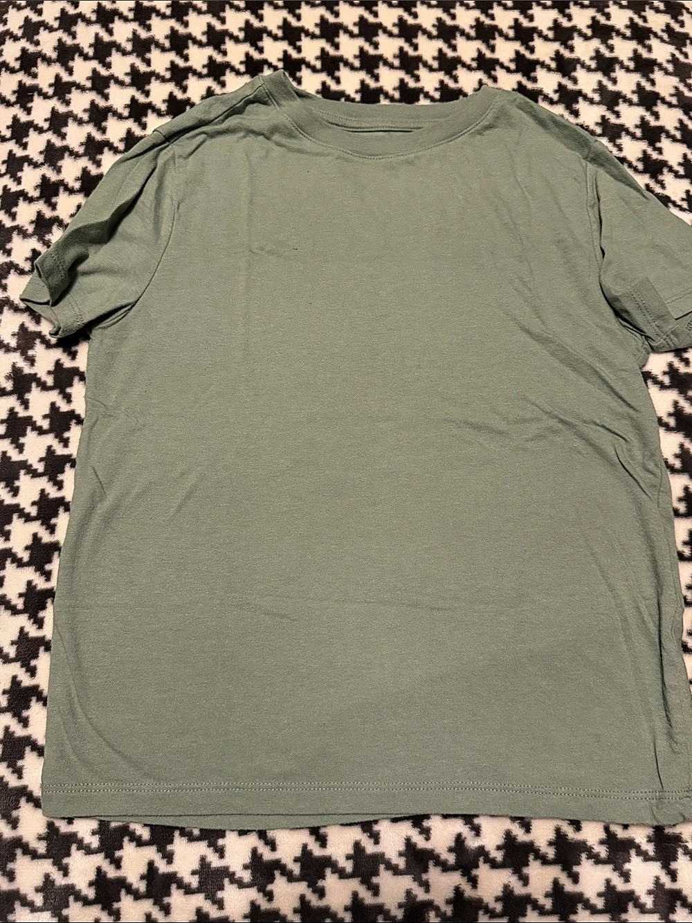 Cat & Jack Short Sleeve Tee in Green Size Medium (8)